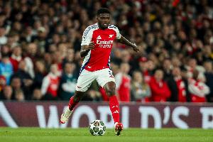 托马斯性侵案当事女性:未满18岁,2021年向阿森纳同步指控遭无视