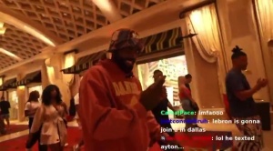 节目效果这一块!欧文直播接到东契奇电话乐开花:别熬夜看我