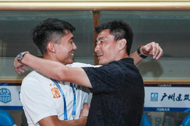 中超前瞻：争冠之战仍继续 保级球队各自迎战强敌